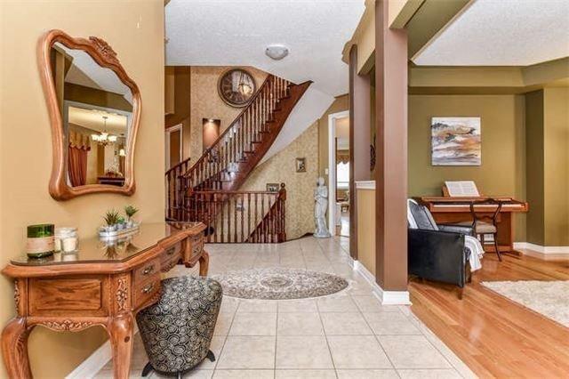 75 Medland Ave, House detached with 4 bedrooms, 3 bathrooms and 2 parking in Whitby ON | Image 2