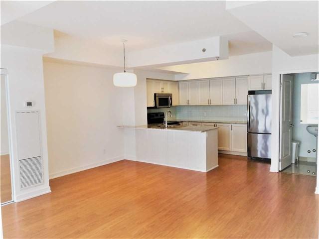 Th02 - 175 Bonis Ave, Townhouse with 3 bedrooms, 3 bathrooms and 2 parking in Toronto ON | Image 3