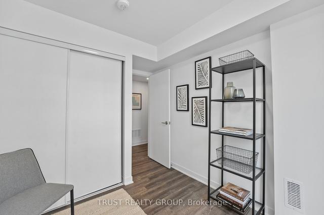 th16 - 10 Ed Clark Gdns, Townhouse with 3 bedrooms, 2 bathrooms and 0 parking in Toronto ON | Image 5