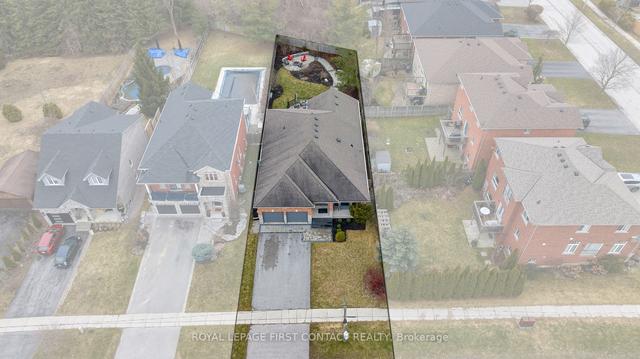 415 Little Ave, House detached with 2 bedrooms, 3 bathrooms and 6 parking in Barrie ON | Image 32