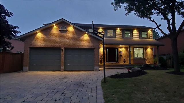 601 Sandringham Dr, House detached with 5 bedrooms, 4 bathrooms and 5 parking in Waterloo ON | Image 1