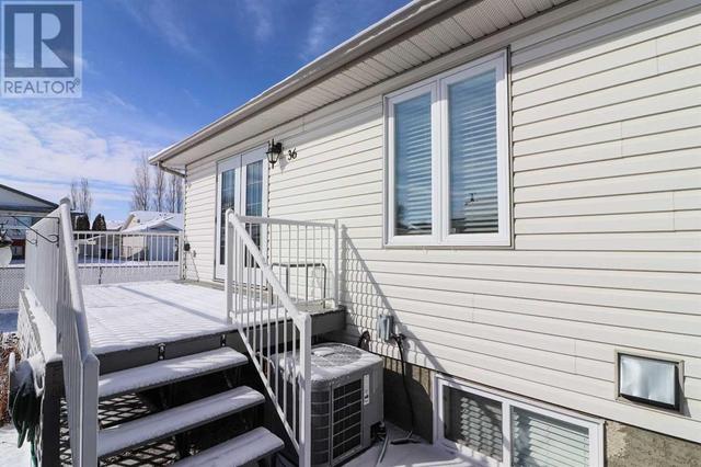 36 Stonegate Crescent Se, House attached with 3 bedrooms, 2 bathrooms and 2 parking in Medicine Hat AB | Image 43