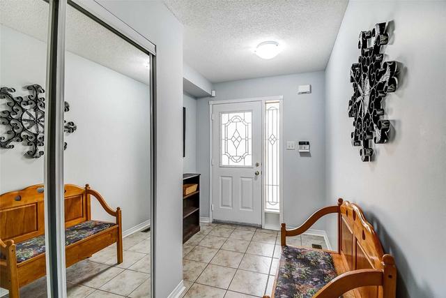 20 Tiller Tr, House semidetached with 4 bedrooms, 3 bathrooms and 3 parking in Brampton ON | Image 13