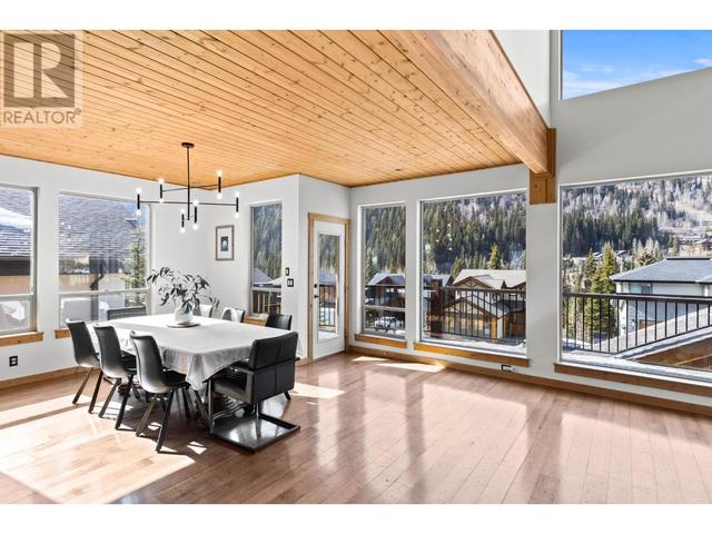 2431 Fairways Drive, House detached with 5 bedrooms, 4 bathrooms and null parking in Sun Peaks Mountain BC | Image 4