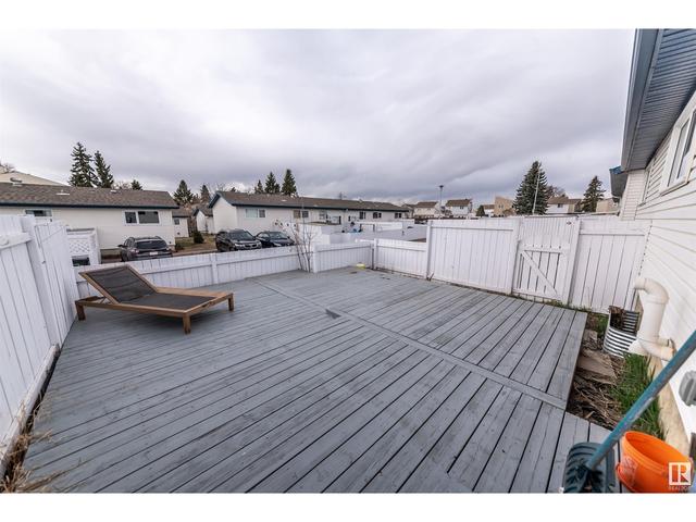 1093 Millbourne Rd E Nw, House attached with 3 bedrooms, 1 bathrooms and 2 parking in Edmonton AB | Image 4