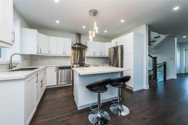 69 Manitoba St, House detached with 4 bedrooms, 4 bathrooms and 8 parking in Toronto ON | Image 19