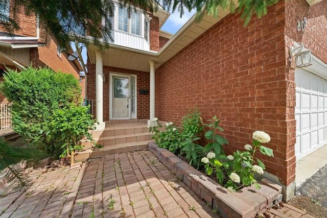 809 Hilton Blvd, House detached with 4 bedrooms, 3 bathrooms and 3 parking in Newmarket ON | Image 23