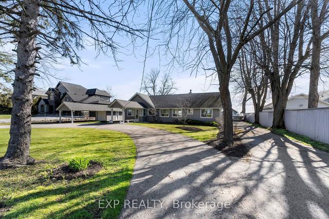 651 Duclos Point Rd, House detached with 4 bedrooms, 2 bathrooms and 12 parking in Georgina ON | Image 36