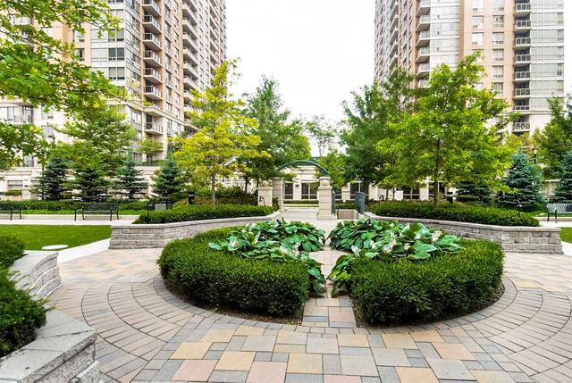 842 - 35 Viking Lane, Condo with 2 bedrooms, 2 bathrooms and 1 parking in Toronto ON | Image 22