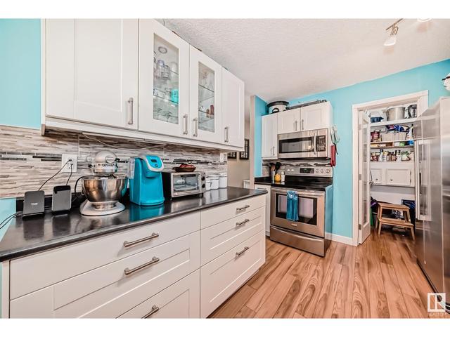5876 172 St Nw, House attached with 2 bedrooms, 1 bathrooms and null parking in Edmonton AB | Image 12