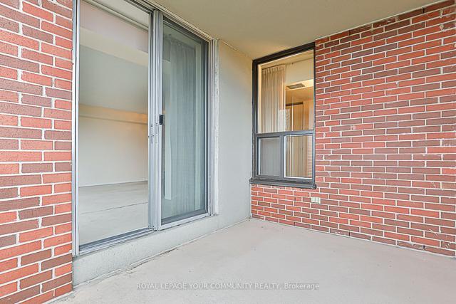812 - 2365 Kennedy Rd, Condo with 2 bedrooms, 2 bathrooms and 1 parking in Toronto ON | Image 8