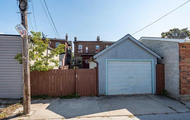 440 Lansdowne Ave, House semidetached with 4 bedrooms, 2 bathrooms and 1 parking in Toronto ON | Image 31