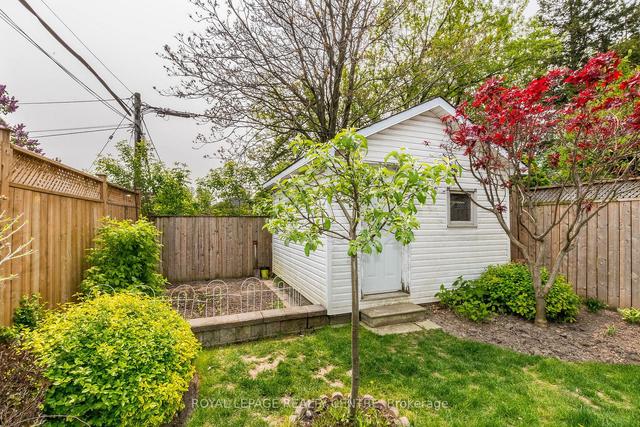 59 Earlsdale Ave, House detached with 3 bedrooms, 2 bathrooms and 3 parking in Toronto ON | Image 31