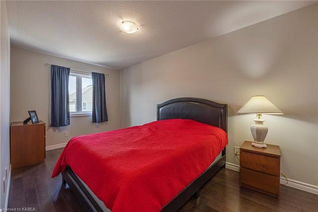 1455 Monarch Drive, House attached with 3 bedrooms, 3 bathrooms and 3 parking in Kingston ON | Image 38