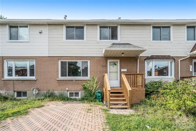 515 Prince Albert Street, Townhouse with 3 bedrooms, 1 bathrooms and 2 parking in Ottawa ON | Image 1
