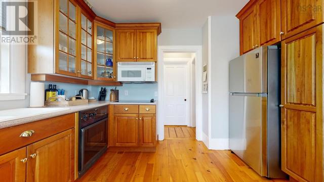 572 Main Street, House detached with 3 bedrooms, 2 bathrooms and null parking in Mahone Bay NS | Image 15