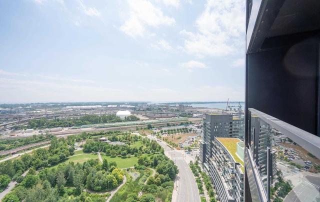 2208 - 170 Bayview Ave, Condo with 2 bedrooms, 2 bathrooms and 1 parking in Toronto ON | Image 6