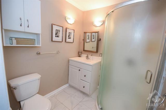 6872 Bilberry Drive, Townhouse with 3 bedrooms, 3 bathrooms and 3 parking in Ottawa ON | Image 17