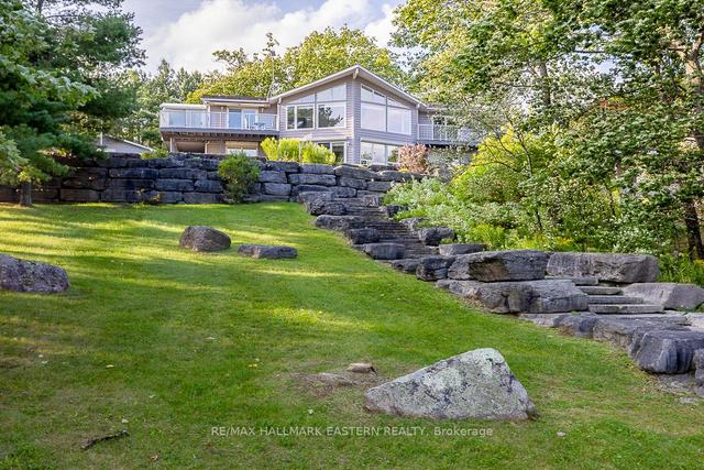 15 Oakridge Dr, House detached with 2 bedrooms, 3 bathrooms and 11 parking in North Kawartha ON | Image 25