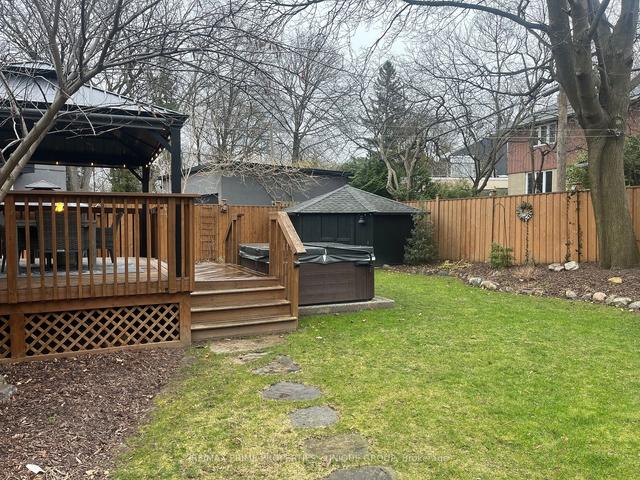 17 Burdock Lane, House detached with 3 bedrooms, 2 bathrooms and 3 parking in Toronto ON | Image 30