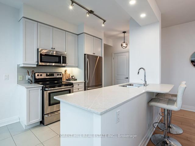 707 - 530 St Clair Ave W, Condo with 2 bedrooms, 2 bathrooms and 1 parking in Toronto ON | Image 5