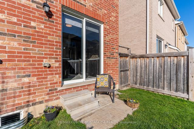 1103 Biason Circ, House detached with 3 bedrooms, 3 bathrooms and 2 parking in Milton ON | Image 28