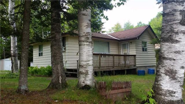 60 61st St S, House detached with 2 bedrooms, 1 bathrooms and 3 parking in Wasaga Beach ON | Image 2
