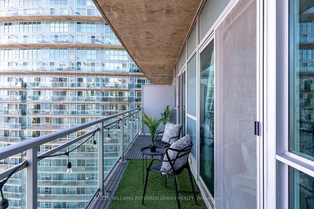1929 - 165 Legion Rd N, Condo with 1 bedrooms, 1 bathrooms and 1 parking in Toronto ON | Image 11