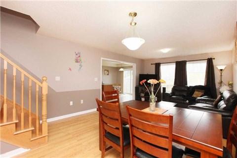 82 Owlridge Dr, House semidetached with 3 bedrooms, 3 bathrooms and 2 parking in Brampton ON | Image 3