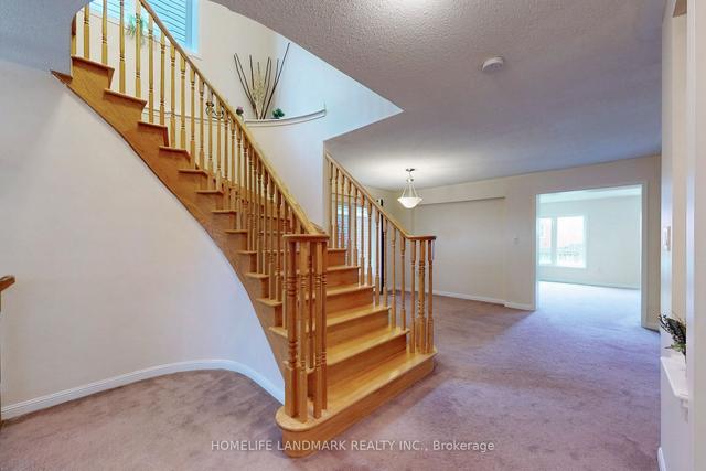 976 Clark Blvd, House detached with 4 bedrooms, 4 bathrooms and 5 parking in Milton ON | Image 23