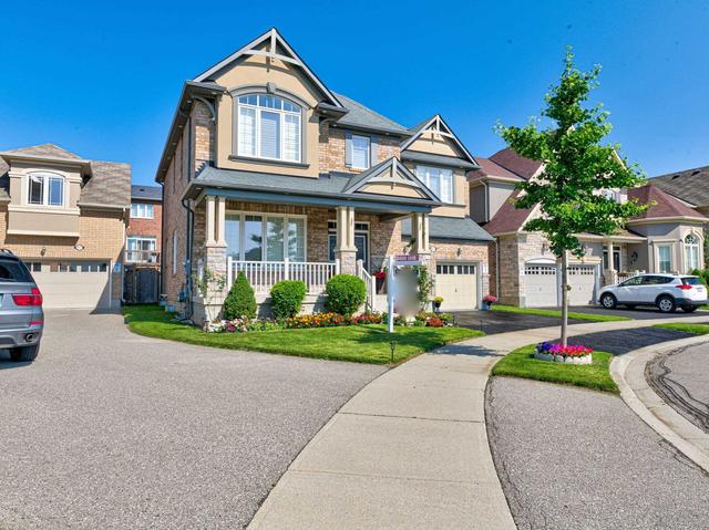 413 Coombs Crt, House detached with 4 bedrooms, 4 bathrooms and 4 parking in Milton ON | Image 24