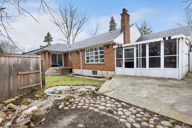 43 Greenbrook Dr, House detached with 2 bedrooms, 2 bathrooms and 3 parking in Toronto ON | Image 16