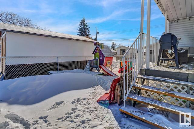 6510 50 Av, House detached with 4 bedrooms, 3 bathrooms and null parking in Val Quentin AB | Image 35