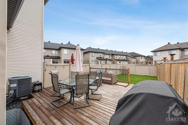 433 Rainrock Crescent, Townhouse with 3 bedrooms, 3 bathrooms and 3 parking in Ottawa ON | Image 27