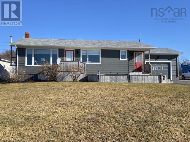 17 Chemin De Susanne Road, House detached with 2 bedrooms, 1 bathrooms and null parking in Inverness, Subd. A NS | Image 2