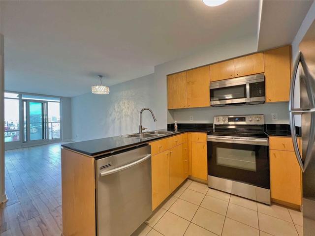 1501 - 373 Front St W, Condo with 1 bedrooms, 1 bathrooms and 1 parking in Toronto ON | Image 4