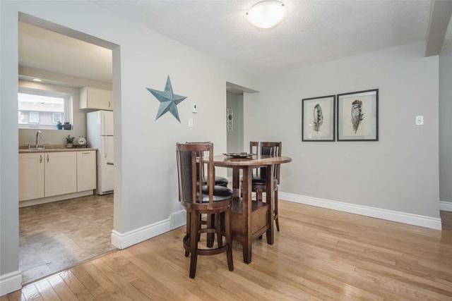 36 - 539 Willow Rd, Townhouse with 3 bedrooms, 2 bathrooms and 1 parking in Guelph ON | Image 4