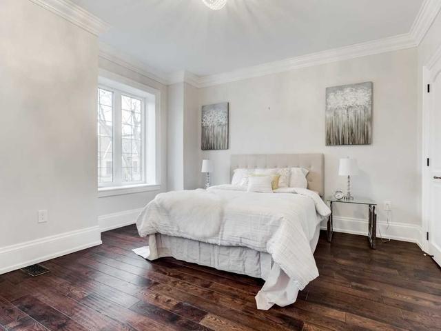 222 Markham St, House semidetached with 4 bedrooms, 5 bathrooms and 2 parking in Toronto ON | Image 10