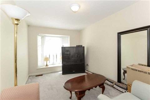 6 Gypsy Roseway, Townhouse with 3 bedrooms, 3 bathrooms and 1 parking in Toronto ON | Image 15