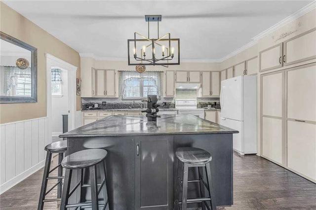 939 Robinson Rd, House detached with 4 bedrooms, 2 bathrooms and 9 parking in Haldimand County ON | Image 37