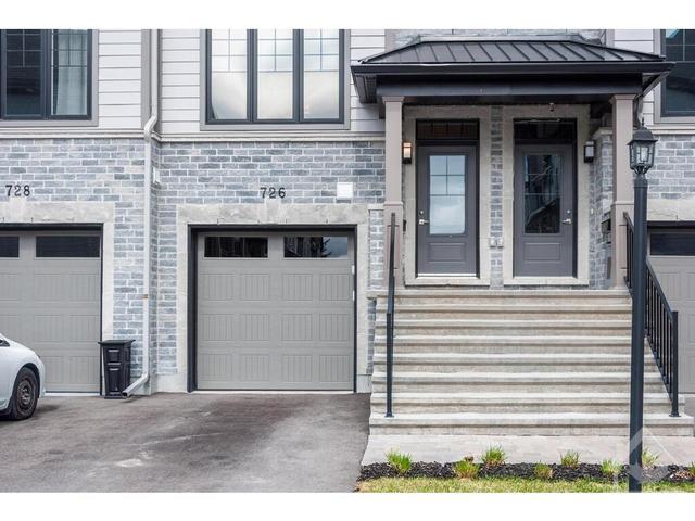 726 Reverie Private, Townhouse with 3 bedrooms, 4 bathrooms and 2 parking in Ottawa ON | Image 2