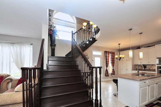 130 John W Taylor Ave, House detached with 4 bedrooms, 4 bathrooms and 6 parking in New Tecumseth ON | Image 7