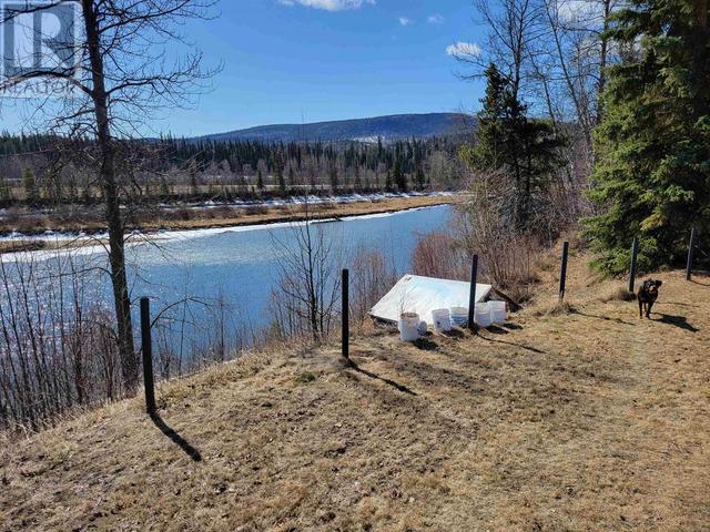 447 Dock Avenue, House other with 2 bedrooms, 2 bathrooms and null parking in Bulkley Nechako D BC | Image 31