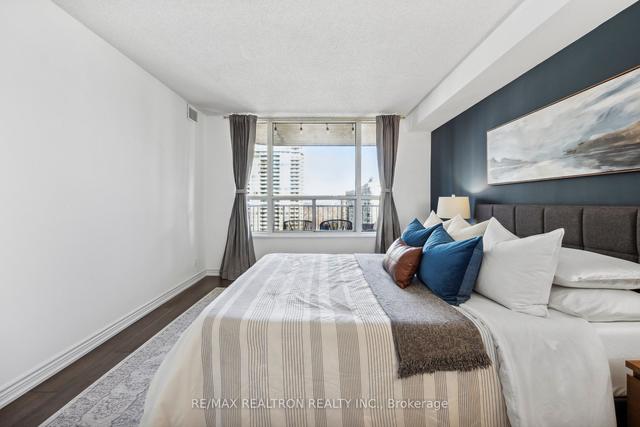 2206 - 100 Upper Madison Ave, Condo with 2 bedrooms, 2 bathrooms and 1 parking in Toronto ON | Image 15