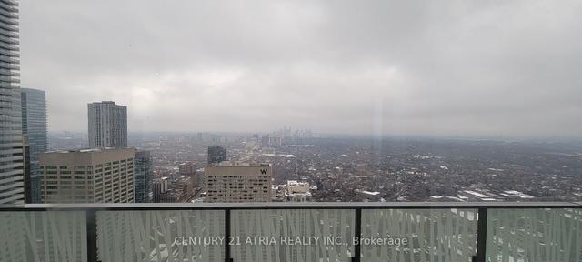 lph5005 - 42 Charles St E, Condo with 2 bedrooms, 2 bathrooms and 0 parking in Toronto ON | Image 4