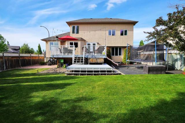 20 Atwell Street, House detached with 5 bedrooms, 3 bathrooms and 6 parking in Red Deer AB | Image 2