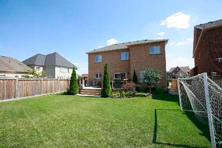 4 Belleville Dr, House detached with 4 bedrooms, 3 bathrooms and 4 parking in Brampton ON | Image 8