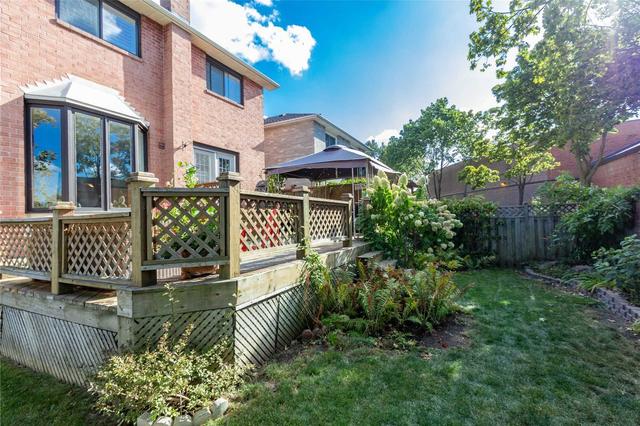 837 Apple Gate Crt, House detached with 3 bedrooms, 3 bathrooms and 4 parking in Mississauga ON | Image 29