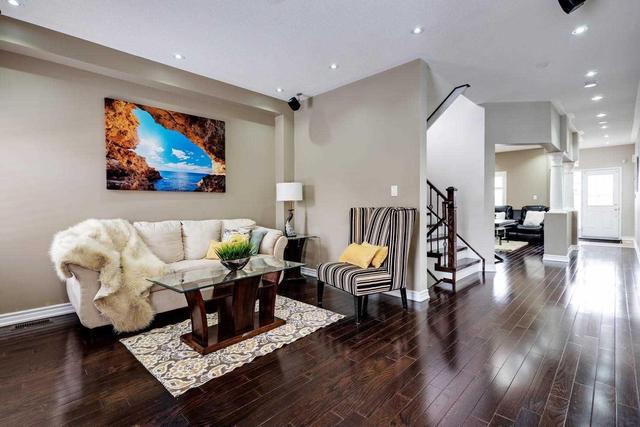 10 Drum St, House detached with 4 bedrooms, 3 bathrooms and 2 parking in Whitchurch Stouffville ON | Image 11