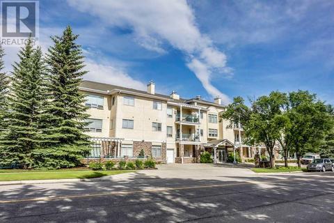 218, - 9449 19 Street Sw, Condo with 1 bedrooms, 1 bathrooms and 1 parking in Calgary AB | Card Image